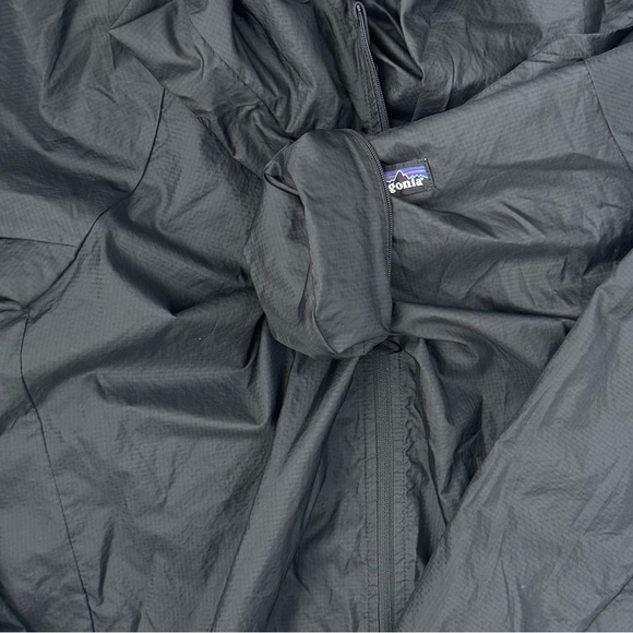 Patagonia Men’s Houdini Jacket, Black, Large/ XL - Picture 7 of 9